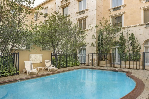 Ayres Hotel Manhattan Beach Main image